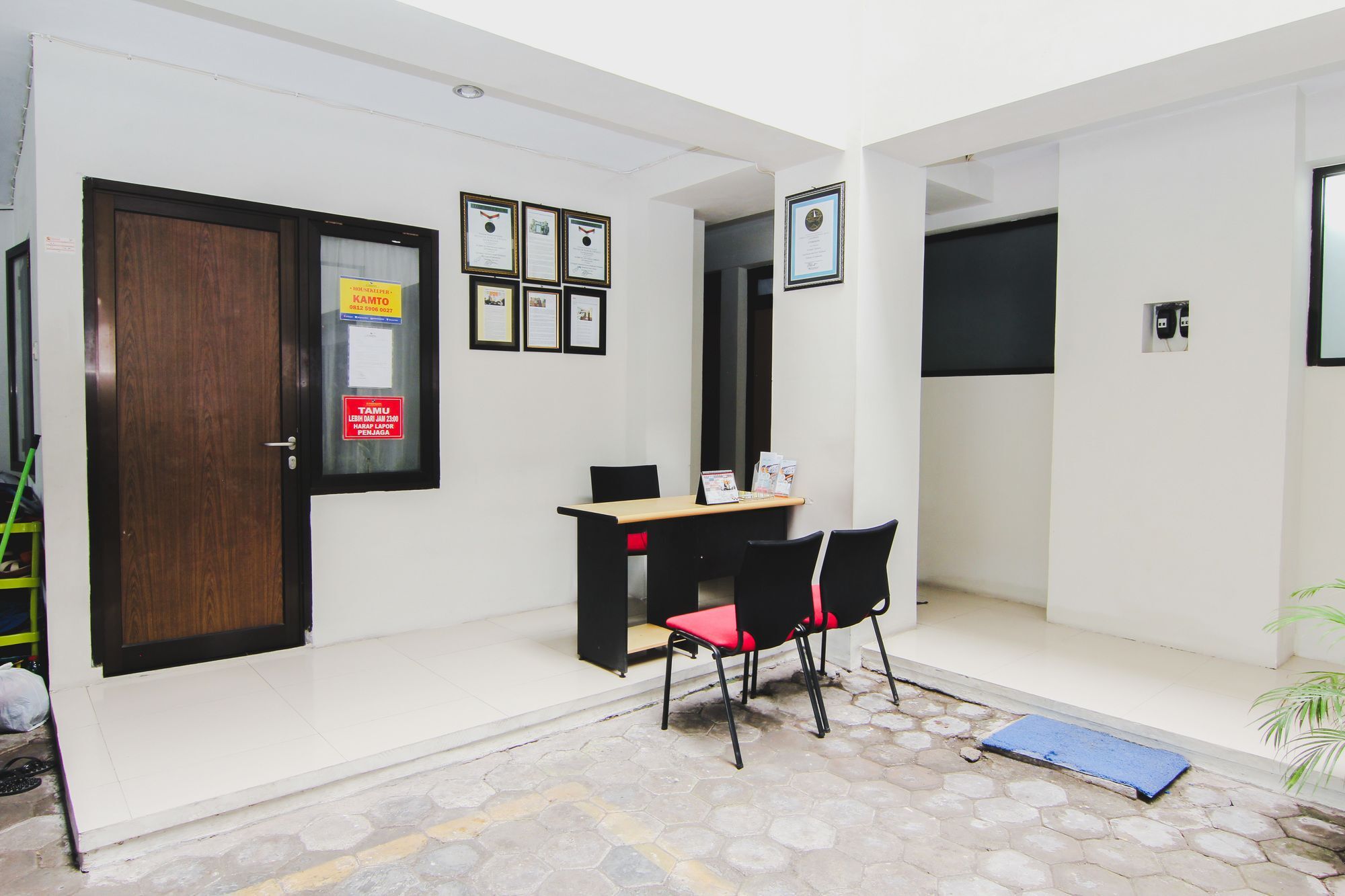 D'Paragon Seturan 3 Maguwo Exterior photo